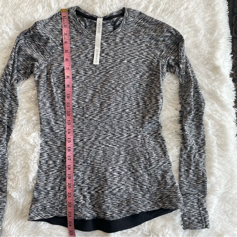 Lululemon 🍋 Runderful Long Sleeve Spaced Put Space Dye Black 6 - Picture 5 of 12